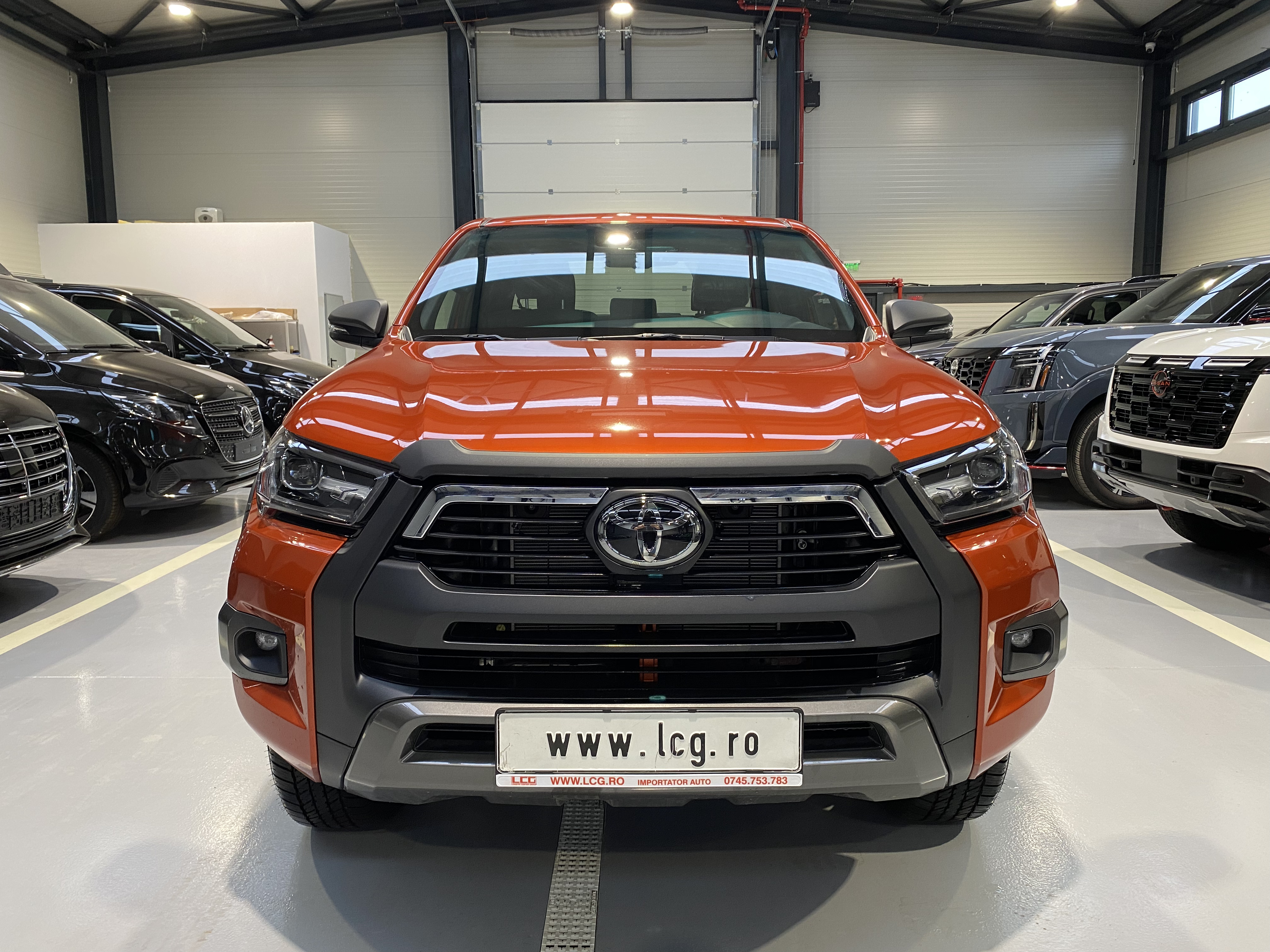 Toyota Hilux 2.8D 204CP 4x4 Double Cab AT MHEV Invincible - foto 10